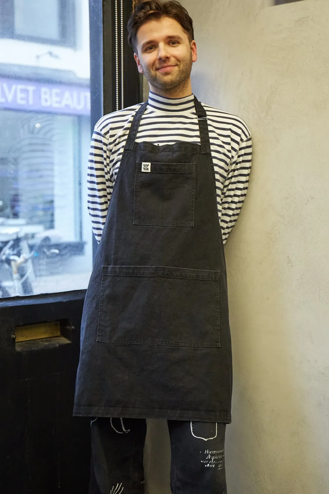 Lucy & Yak Ada - Denim Apron in Washed Black Hot
