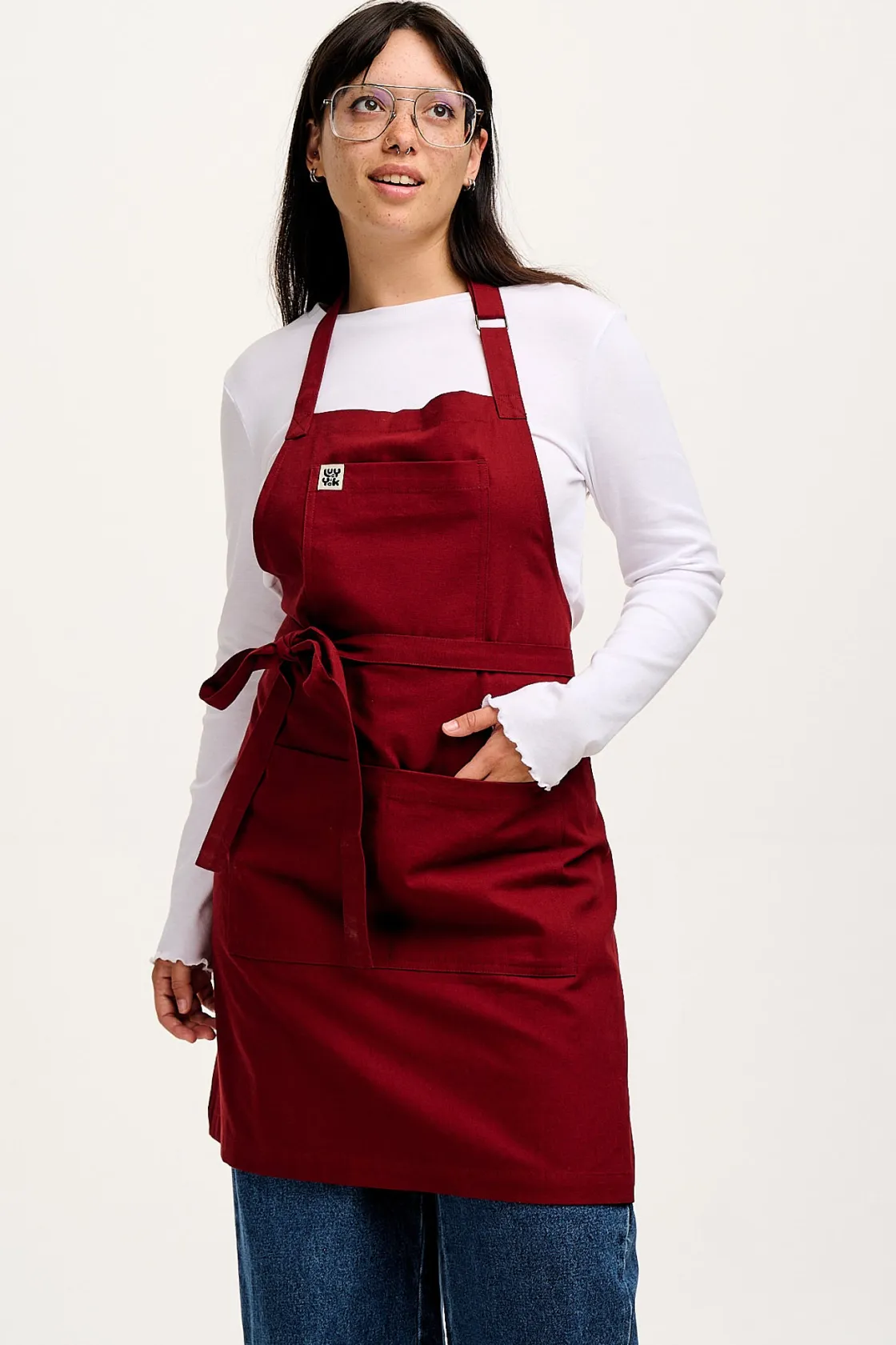 Lucy & Yak Ada - Midweight Cotton Apron in Maroon Online