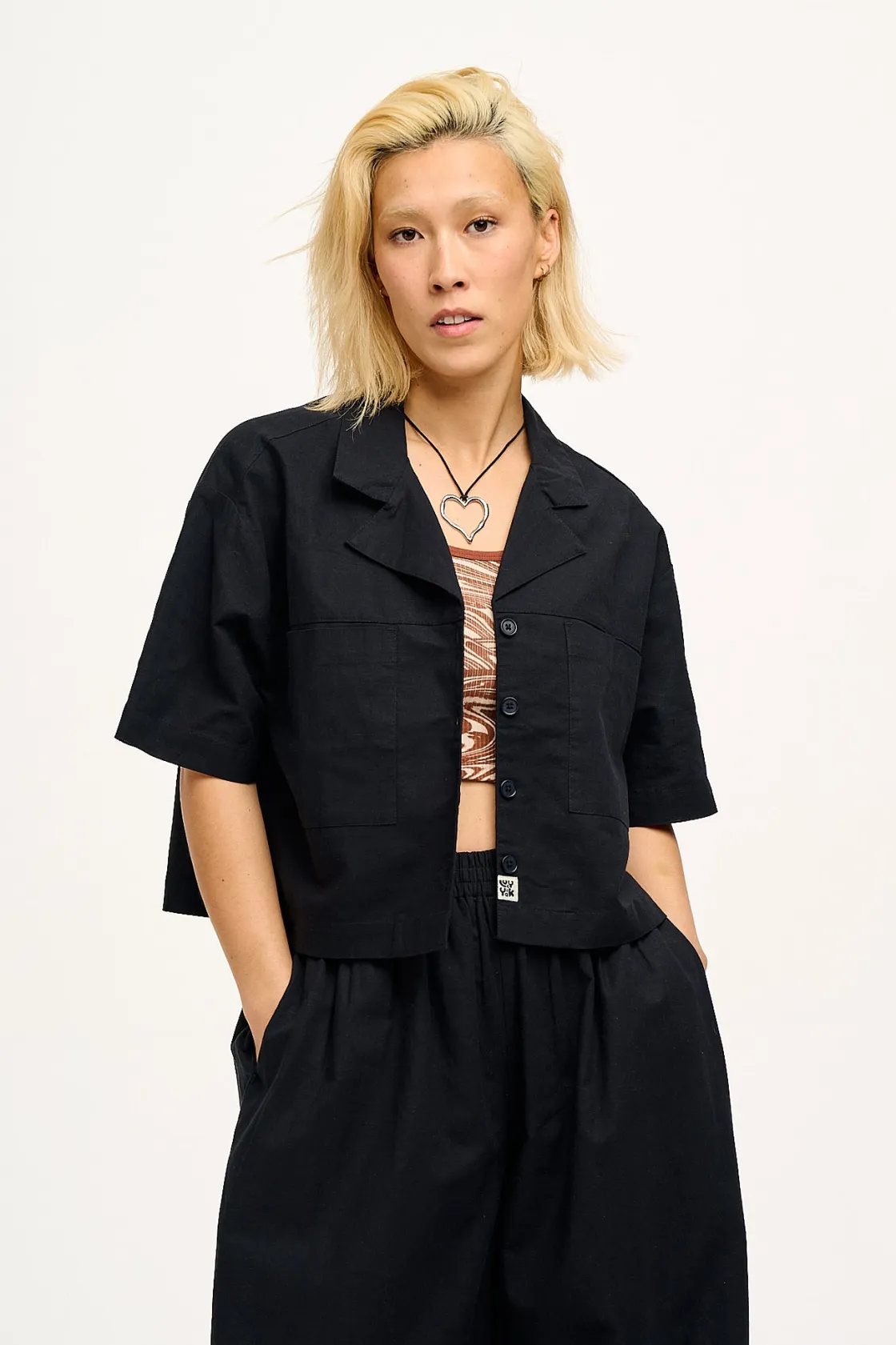 Lucy & Yak Alfie - Cotton & Linen Shirt in Black Online