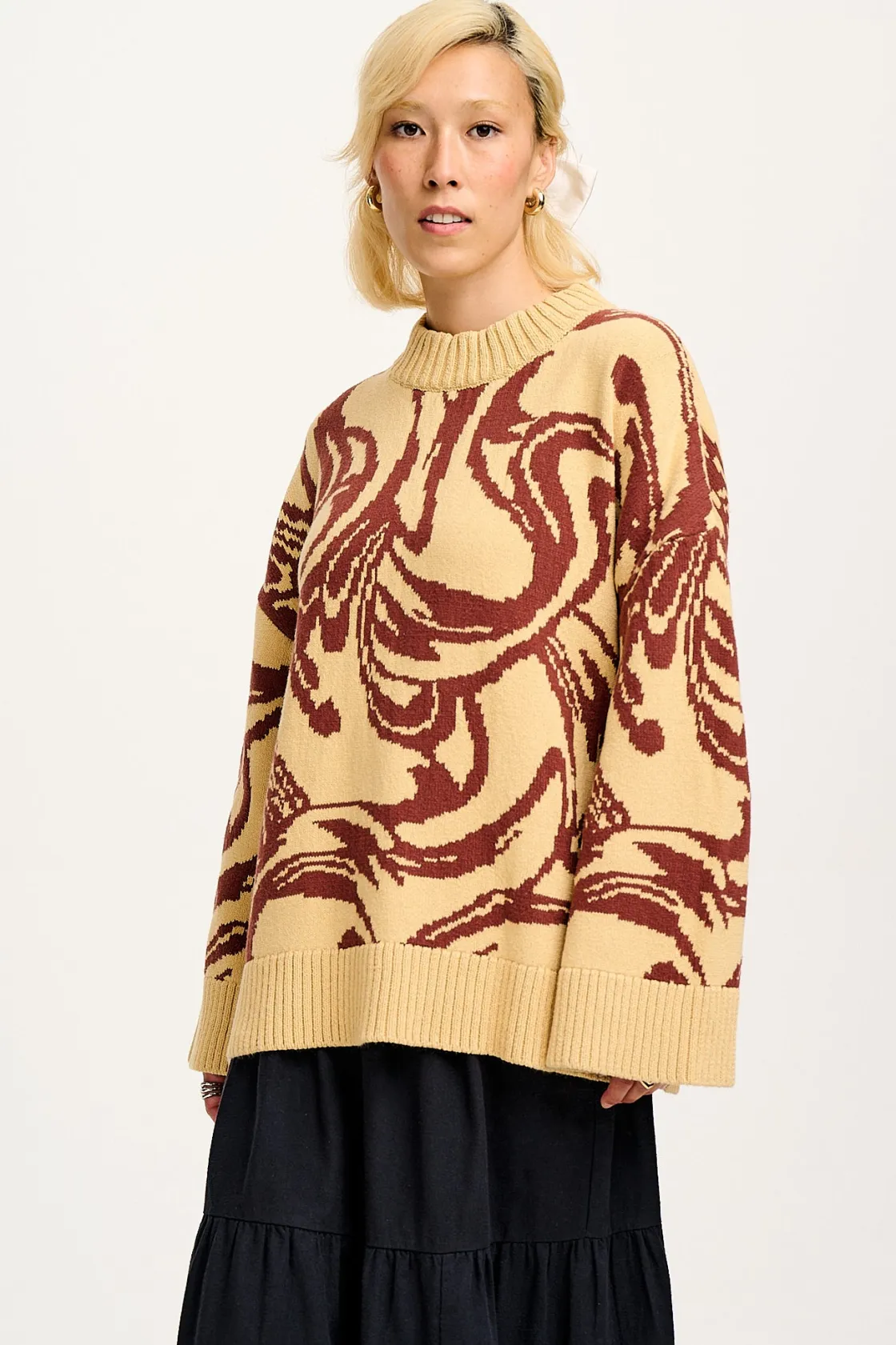 Lucy & Yak Amari - Oversized Knitted Jumper in Cream & Brown Swirl Hot