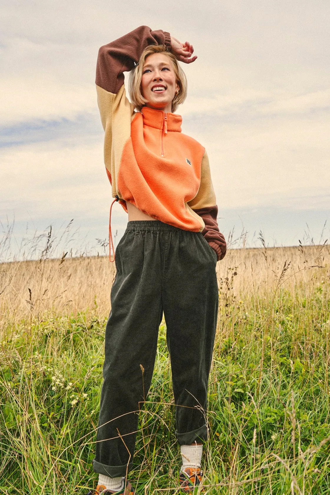 Lucy & Yak Blake - Cropped Polar Fleece in Orange, Cream & Brown Outlet