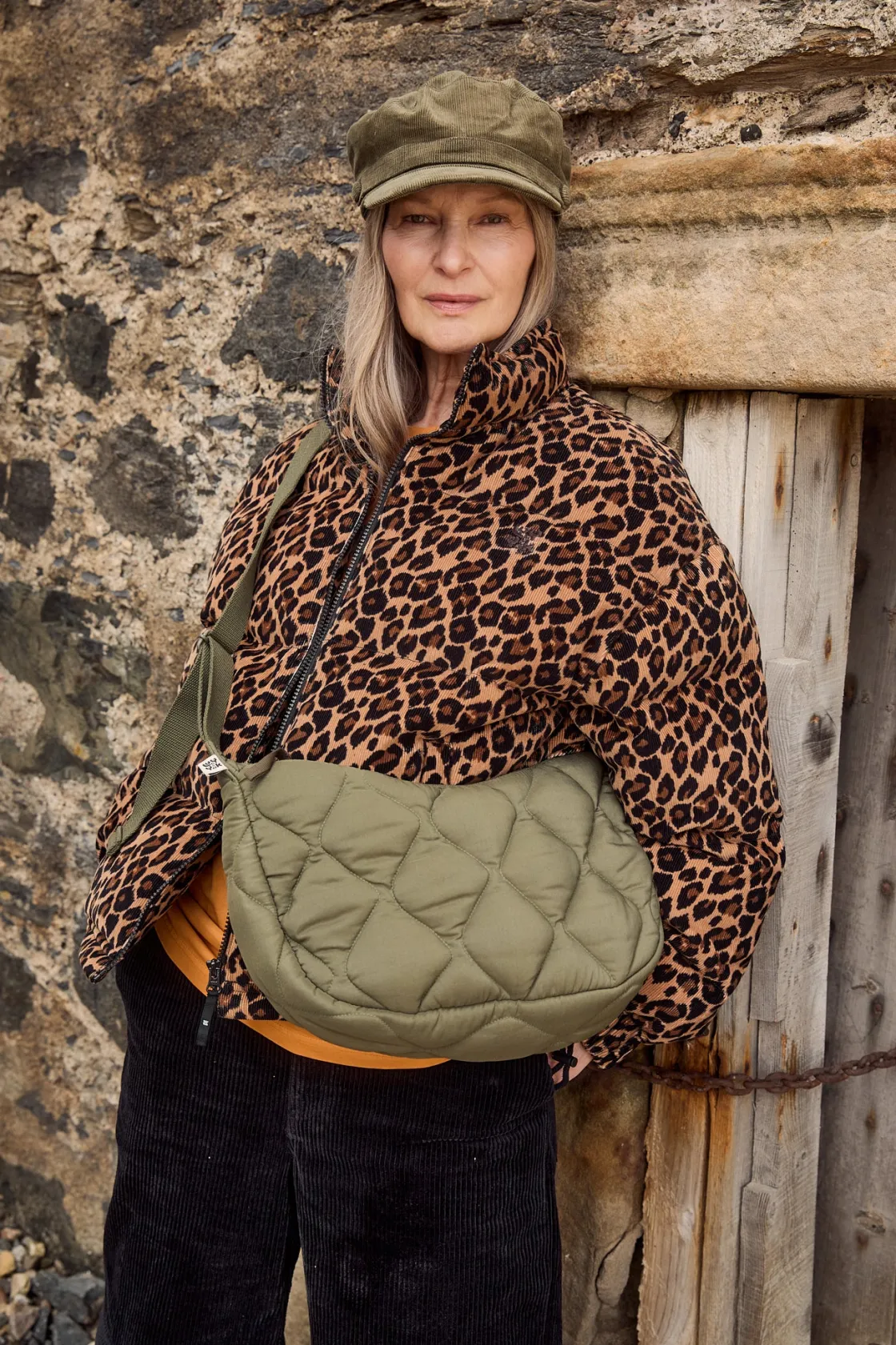 Lucy & Yak Bryony - Cross Body Bag in Ivy Green Discount
