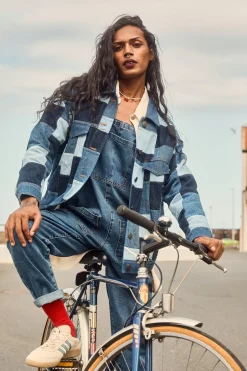 Lucy & Yak Callaway - Trucker Denim Jacket in Paige Patchwork Print Best