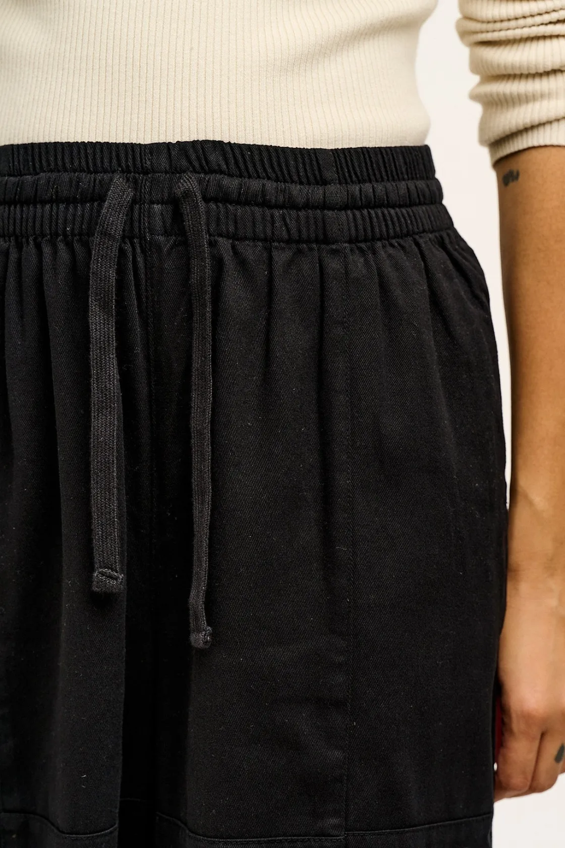 Lucy & Yak Chuck - Wide Leg Cotton Trousers in Black New