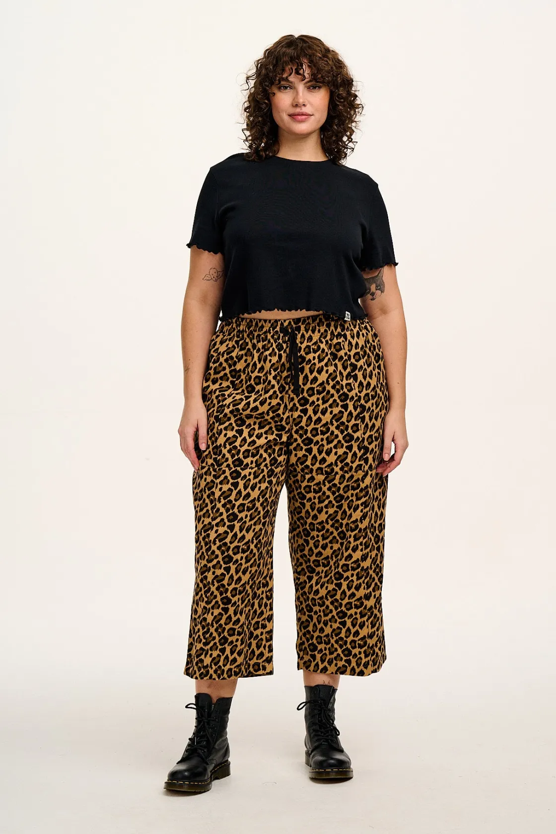 Lucy & Yak Chuck - Wide Leg Cotton Trousers in Leopard Print Hot