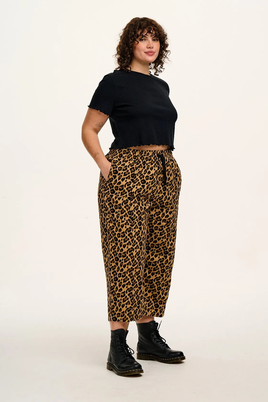 Lucy & Yak Chuck - Wide Leg Cotton Trousers in Leopard Print Hot