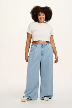 Lucy & Yak Cole - Baggy Wide Leg Denim Jeans in Light Wash Blue Fashion