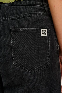 Lucy & Yak Drew - Straight Leg Denim Jeans in Washed Black Best