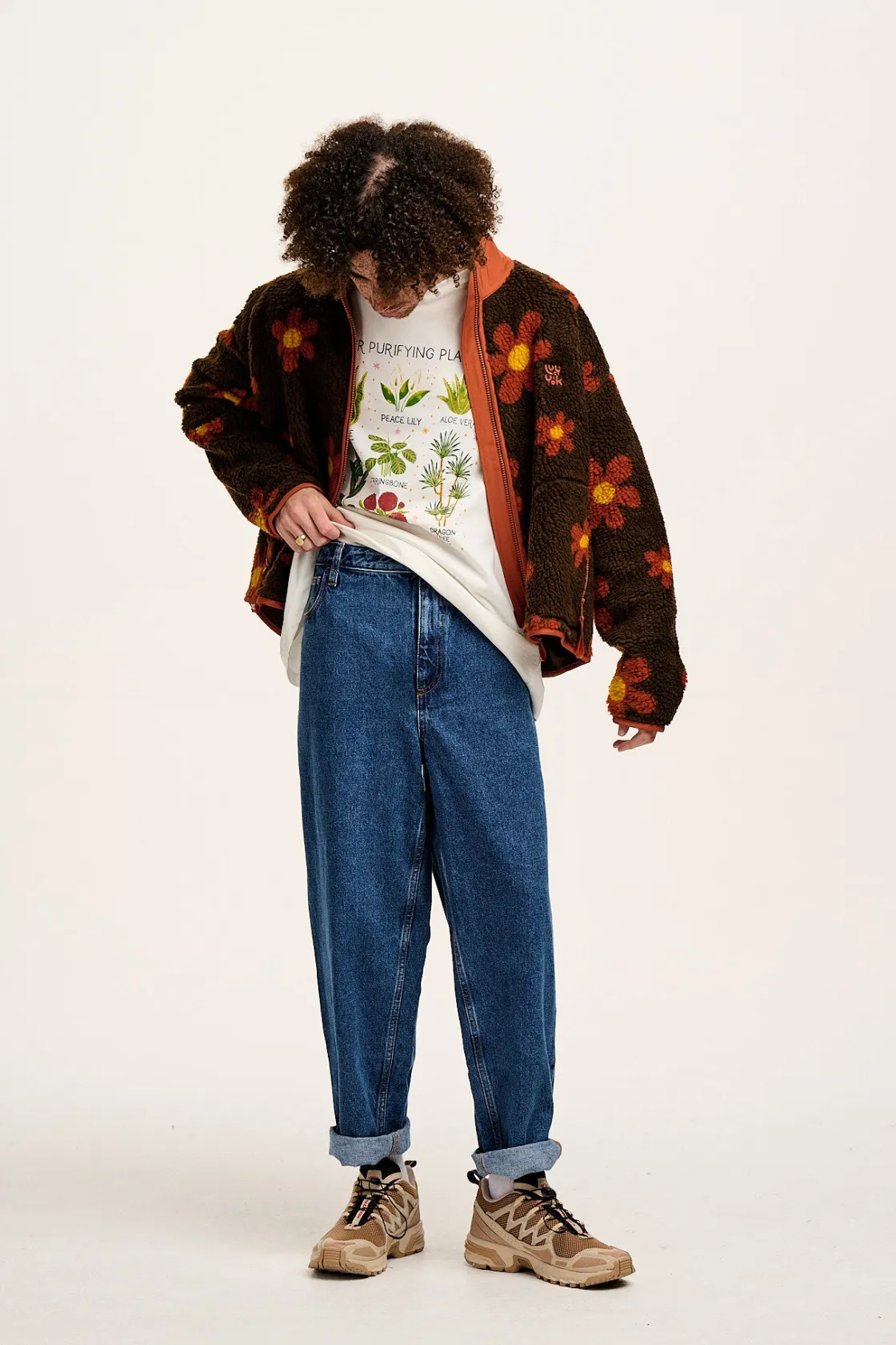 Lucy & Yak Drew - Straight Leg Denim Jeans in Mid Wash Blue Fashion