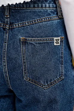 Lucy & Yak Drew - Straight Leg Denim Jeans in Mid Wash Blue Fashion