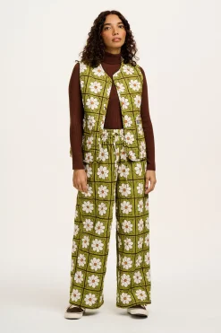 Lucy & Yak Emery - Reversible Quilted Gilet in Romneya Floral Print Sale