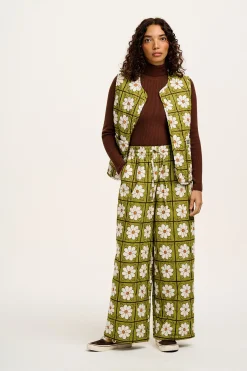 Lucy & Yak Emery - Reversible Quilted Gilet in Romneya Floral Print Sale