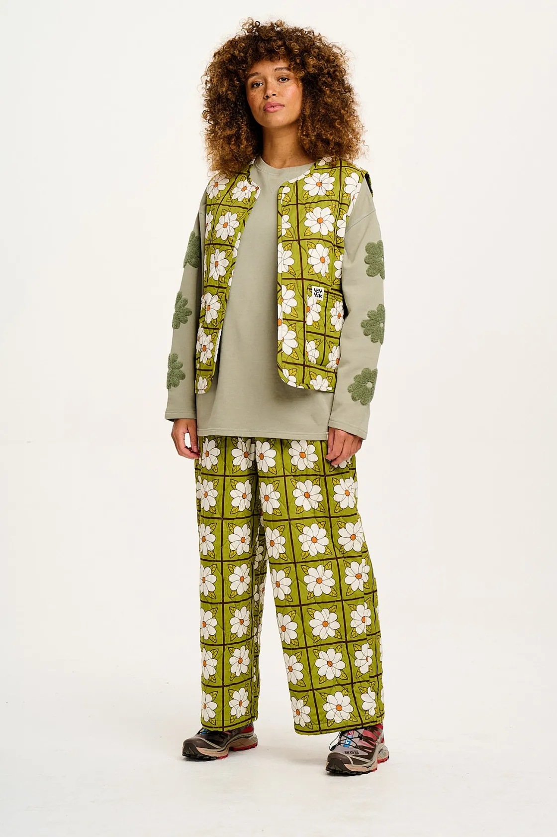 Lucy & Yak Emery - Reversible Quilted Gilet in Romneya Floral Print Sale