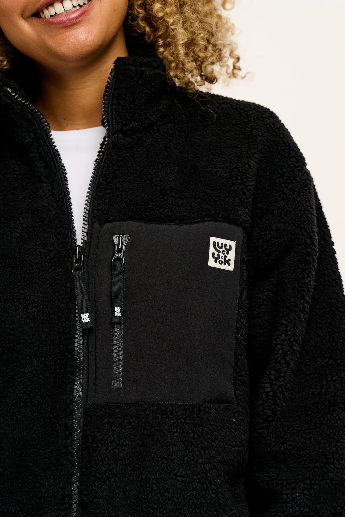Lucy & Yak Harper - Borg Fleece Jacket in Black Outlet