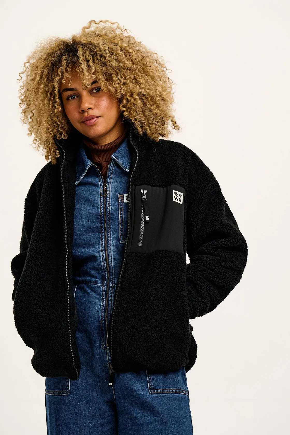 Lucy & Yak Harper - Borg Fleece Jacket in Black Outlet