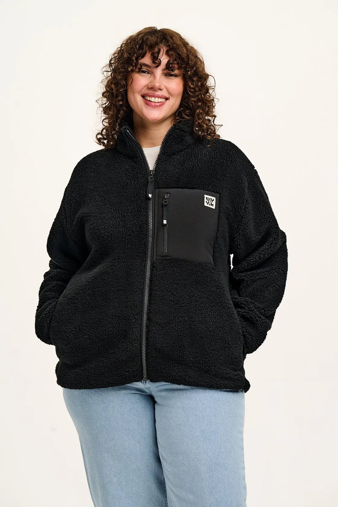 Lucy & Yak Harper - Borg Fleece Jacket in Black Outlet