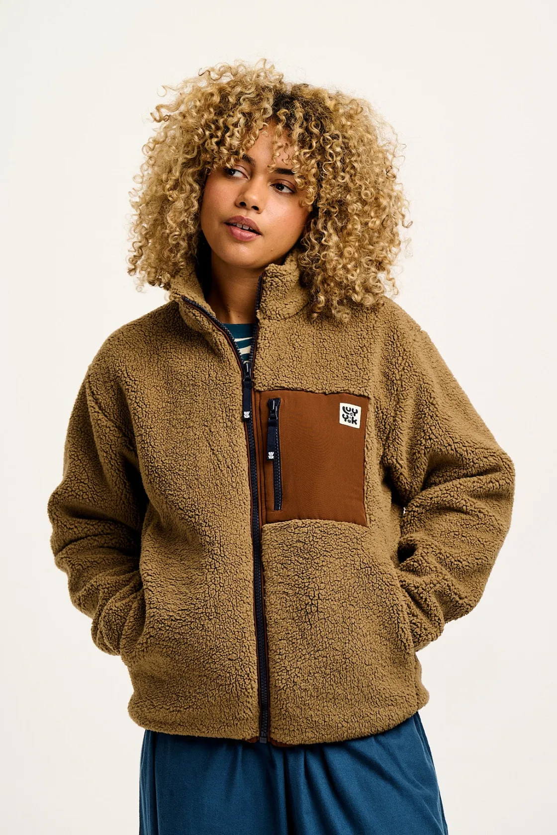 Lucy & Yak Harper - Borg Fleece Jacket in Mocha Chocca Latte Brown Sale