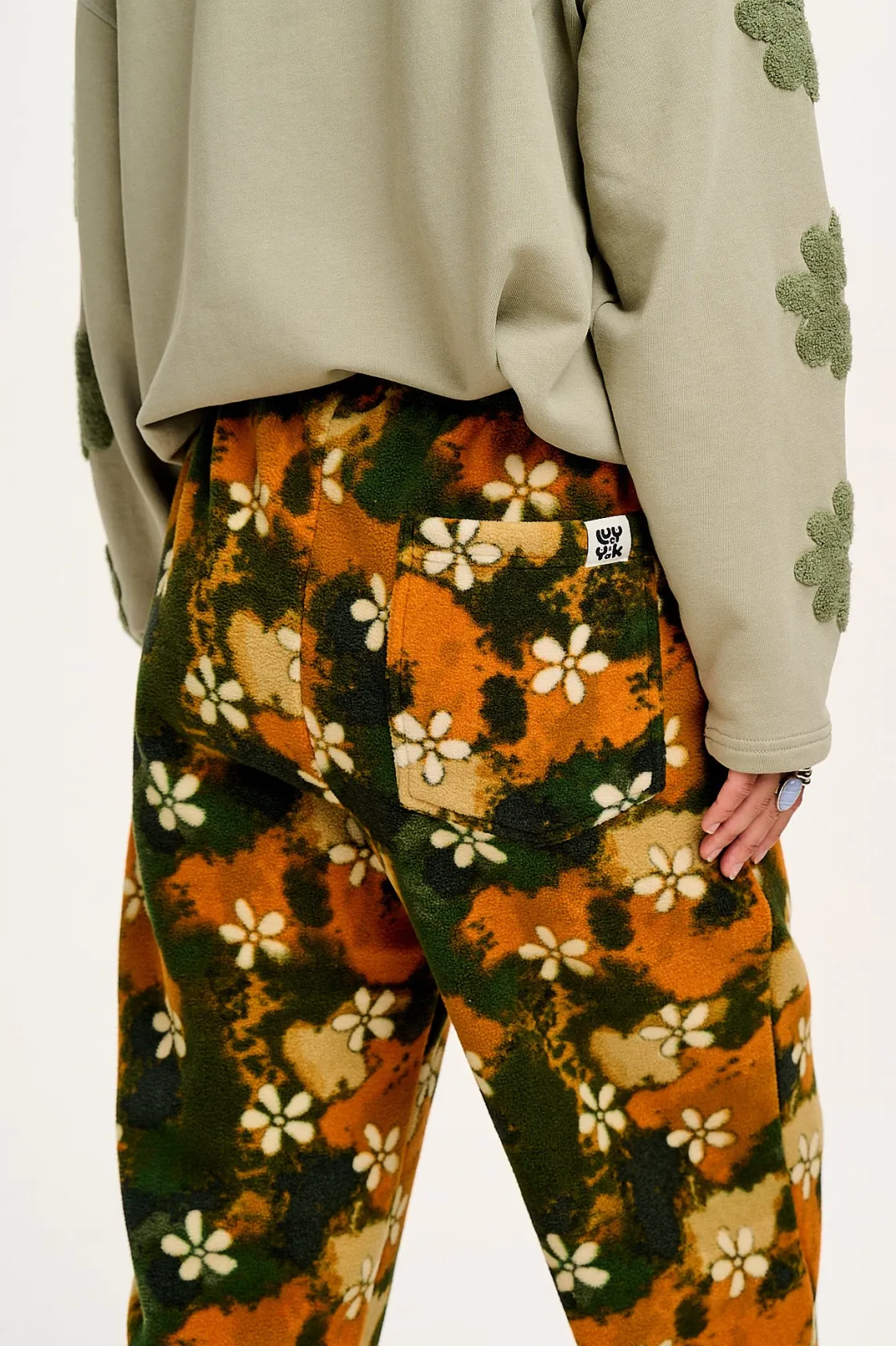 Lucy & Yak Jamie - Polar Fleece Joggers in Green Daisy Lu Print Fashion