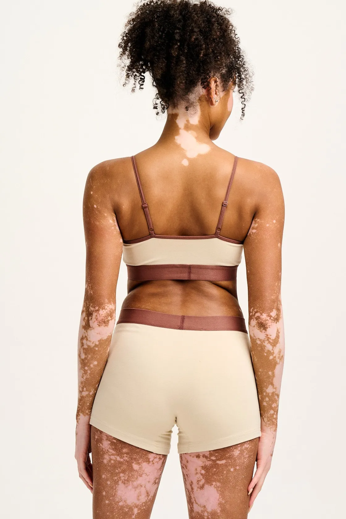 Lucy & Yak Joey - Cotton & Bamboo Boxer Shorts in Ecru Best