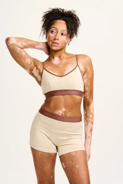 Lucy & Yak Joey - Cotton & Bamboo Boxer Shorts in Ecru Best