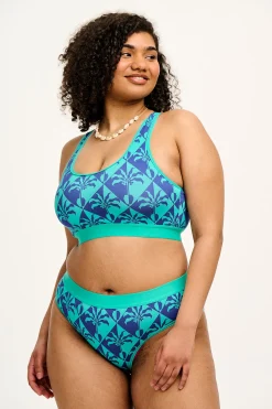 Lucy & Yak L.E. Iona - Racer Back Cotton & Bamboo Crop Top in Artist Print by Tara Khorzad Fashion
