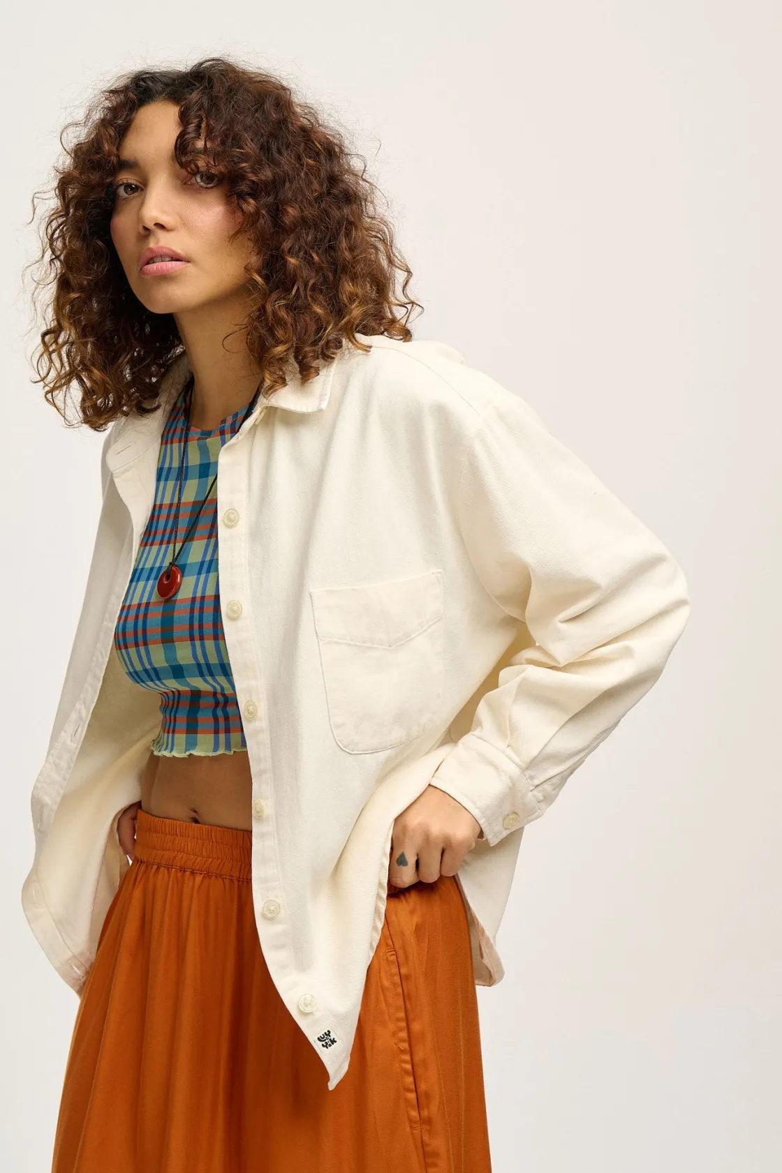 Lucy & Yak Lenny - Cotton Shirt in Ecru Hot