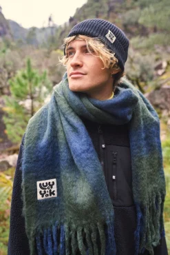 Lucy & Yak Luca - Cotton Beanie in Black New
