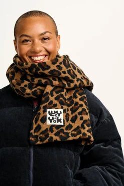 Lucy & Yak Ola - Polar Fleece Scarf in Leopard Print New