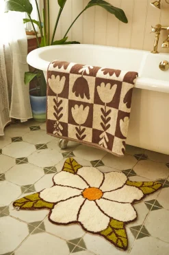 Lucy & Yak Romola - Extra Large Towel in Tulip Print Outlet