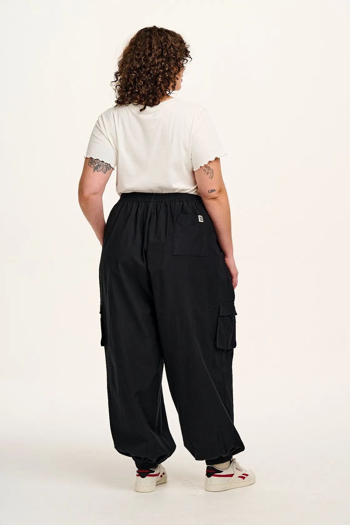 Lucy & Yak Rumi - Balloon Cotton & Linen Trousers in Black New