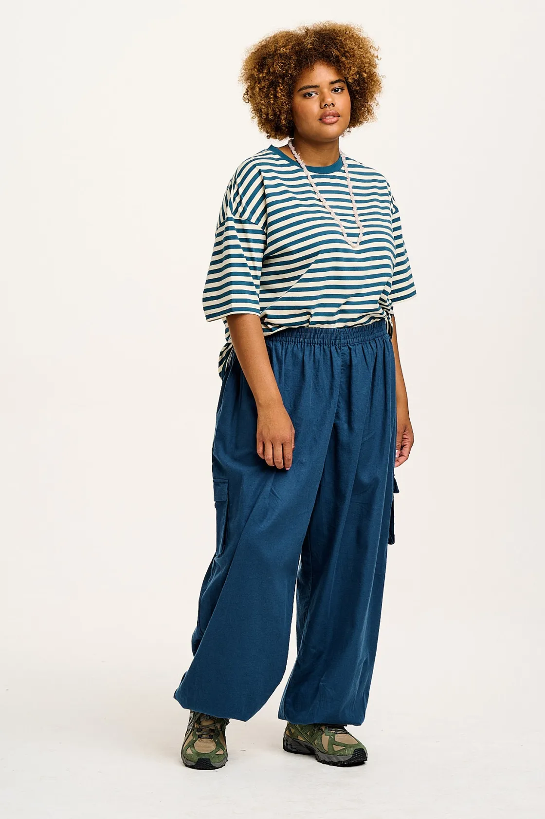 Lucy & Yak Rumi - Cargo Brushed Cotton Trousers in Deep Teal New