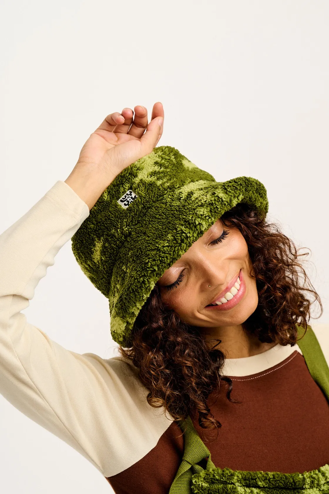 Lucy & Yak Travis - Borg Fleece Bucket Hat in Green Sequoia Print Discount