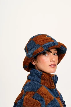 Lucy & Yak Travis - Borg Fleece Bucket Hat in Chester Check Print Outlet